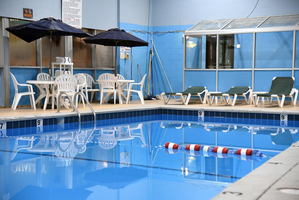 Quality Inn & Suites Near I-480 And I-29 Council Bluffs Eksteriør billede
