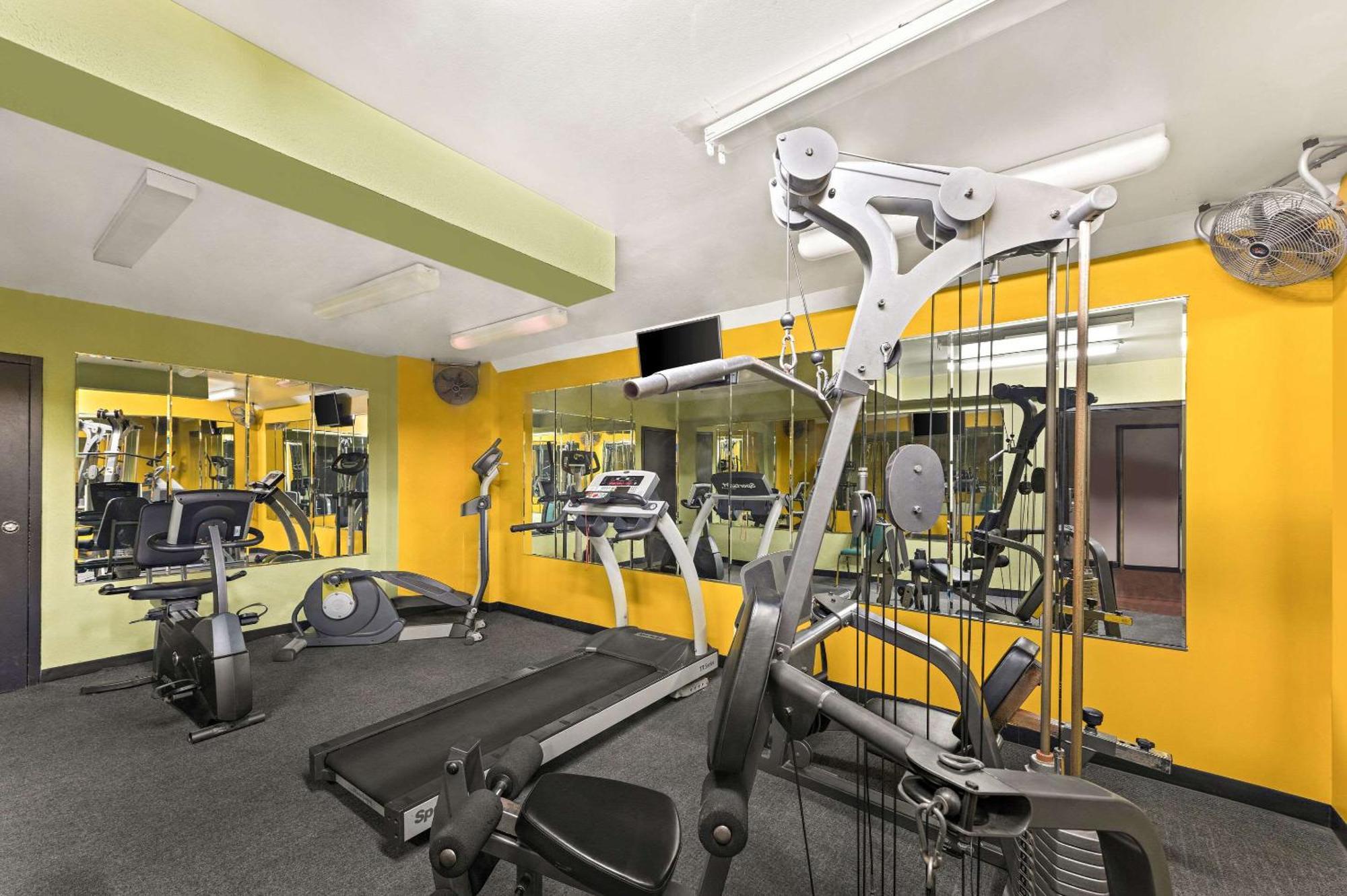 Quality Inn & Suites Near I-480 And I-29 Council Bluffs Eksteriør billede