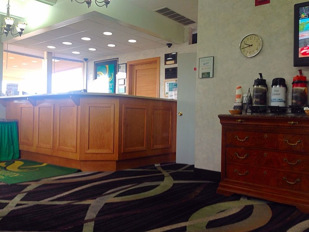 Quality Inn & Suites Near I-480 And I-29 Council Bluffs Eksteriør billede