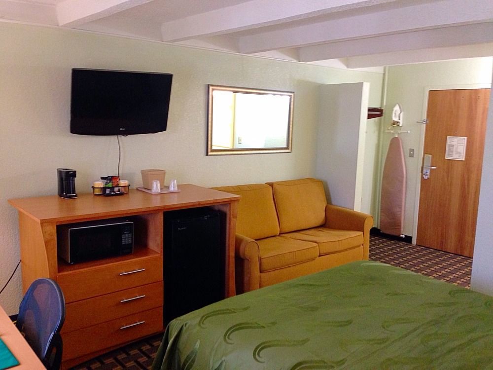 Quality Inn & Suites Near I-480 And I-29 Council Bluffs Eksteriør billede