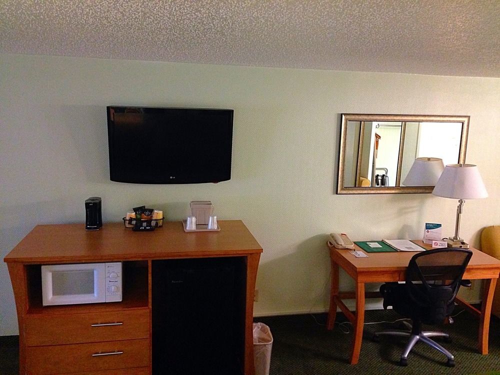 Quality Inn & Suites Near I-480 And I-29 Council Bluffs Eksteriør billede
