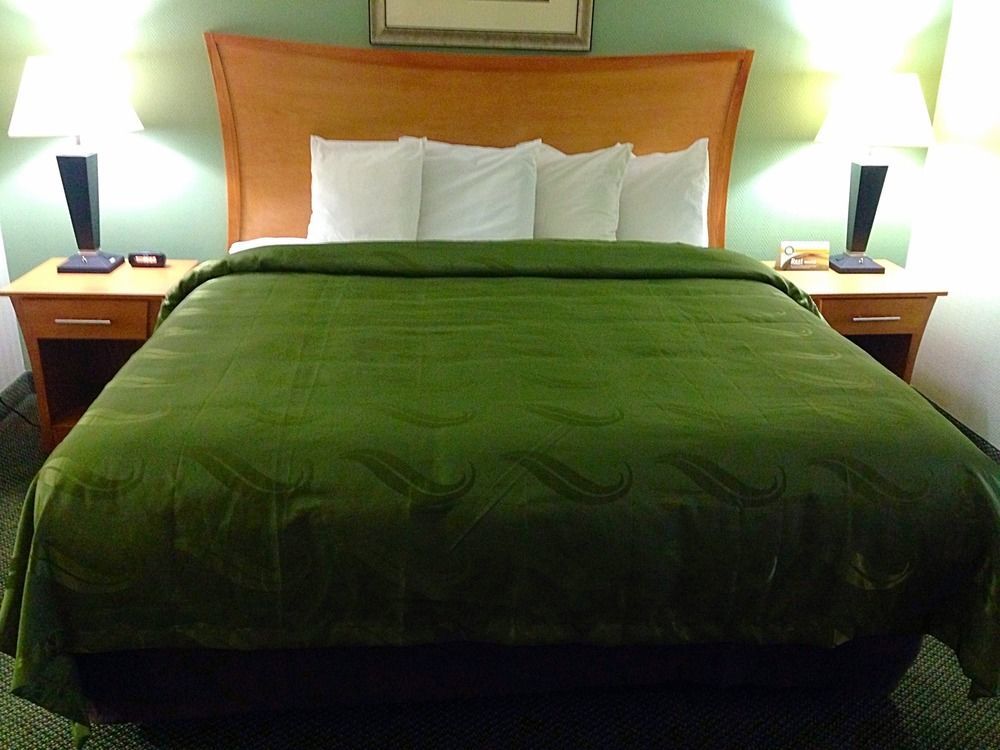 Quality Inn & Suites Near I-480 And I-29 Council Bluffs Eksteriør billede