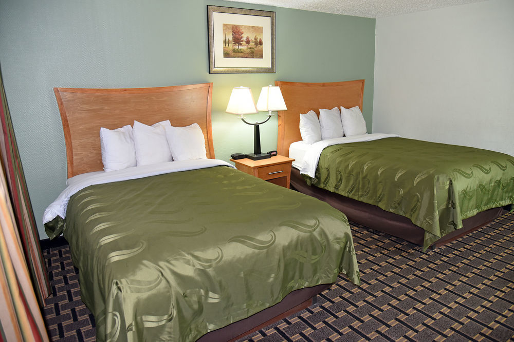 Quality Inn & Suites Near I-480 And I-29 Council Bluffs Eksteriør billede