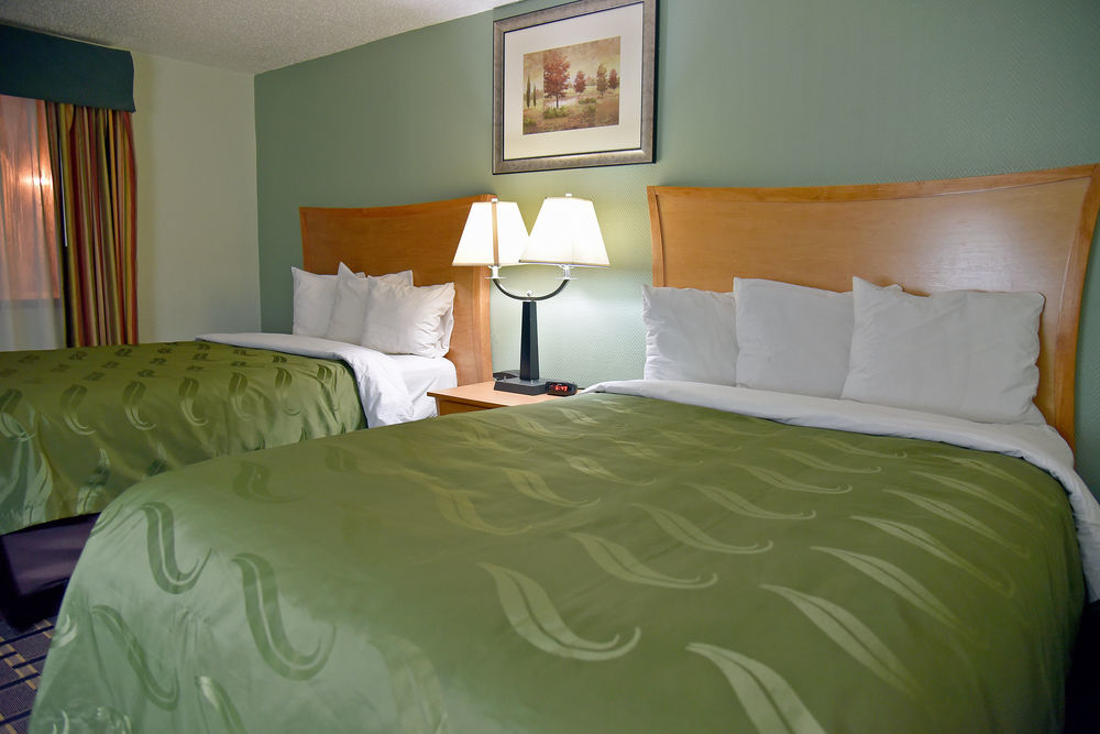 Quality Inn & Suites Near I-480 And I-29 Council Bluffs Eksteriør billede